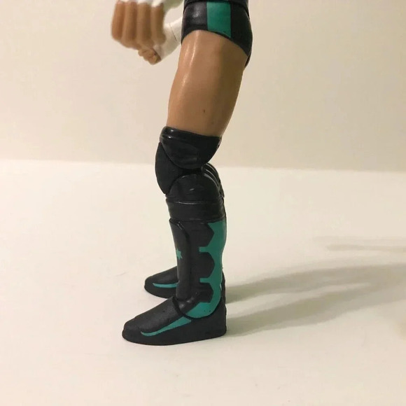 2011 Mattel  WWE Wrestling Flex Force CM Punk Figure WWF WCW - Picture 6 of 16